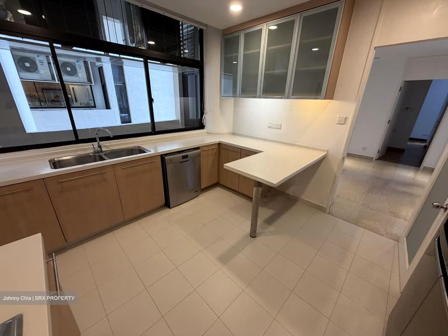 The Colonnade (D10), Condominium #535703211